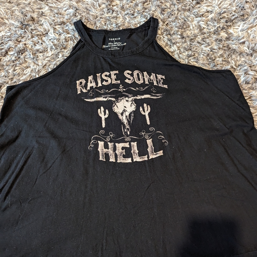 Torrid 4 graphic tank